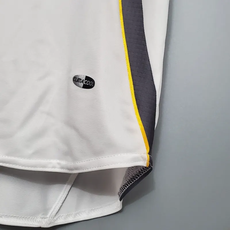 Retro 2006 Japan Soccer Jersey Away
