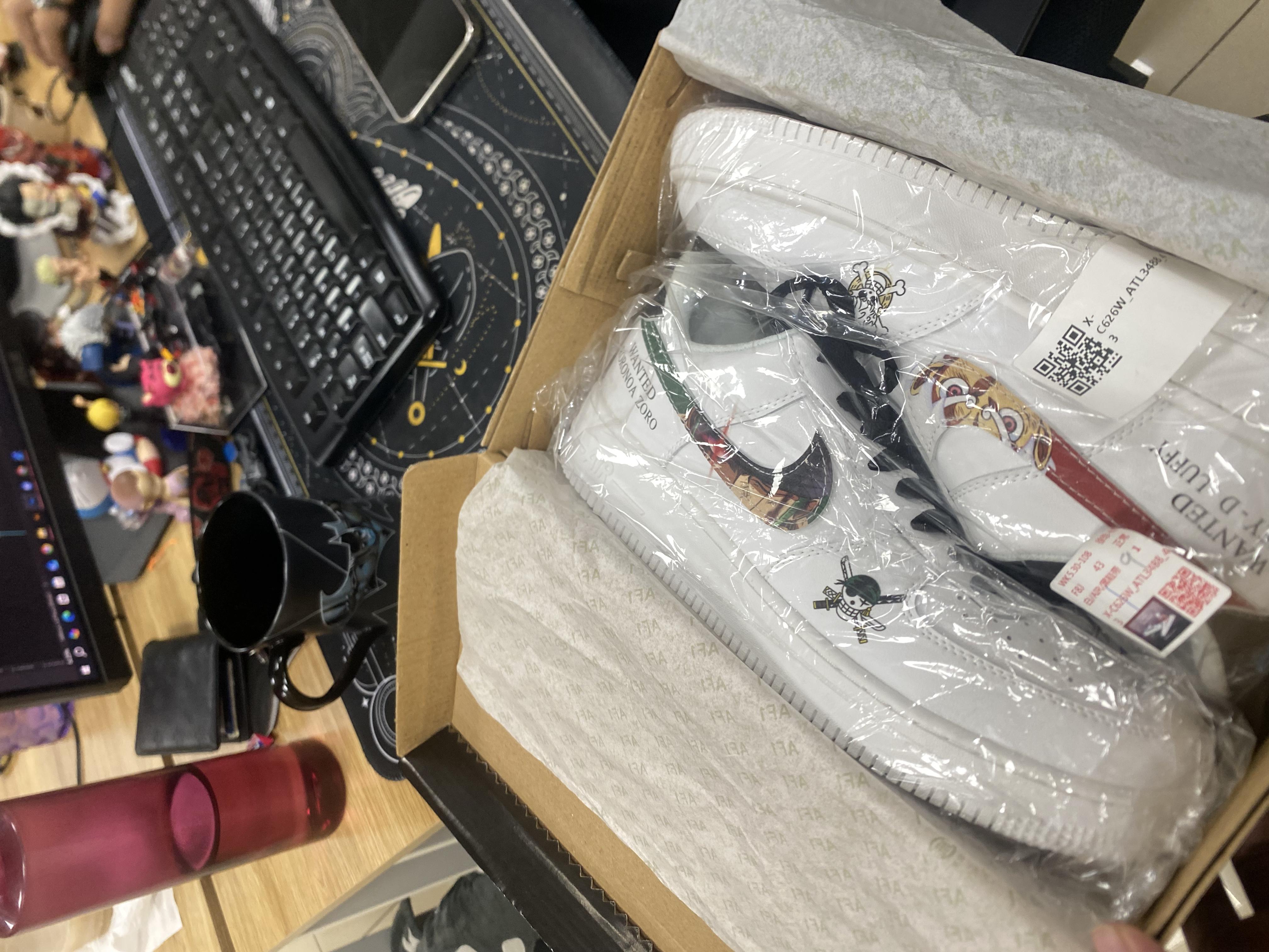 Customize Luffy & Zoro Shoes