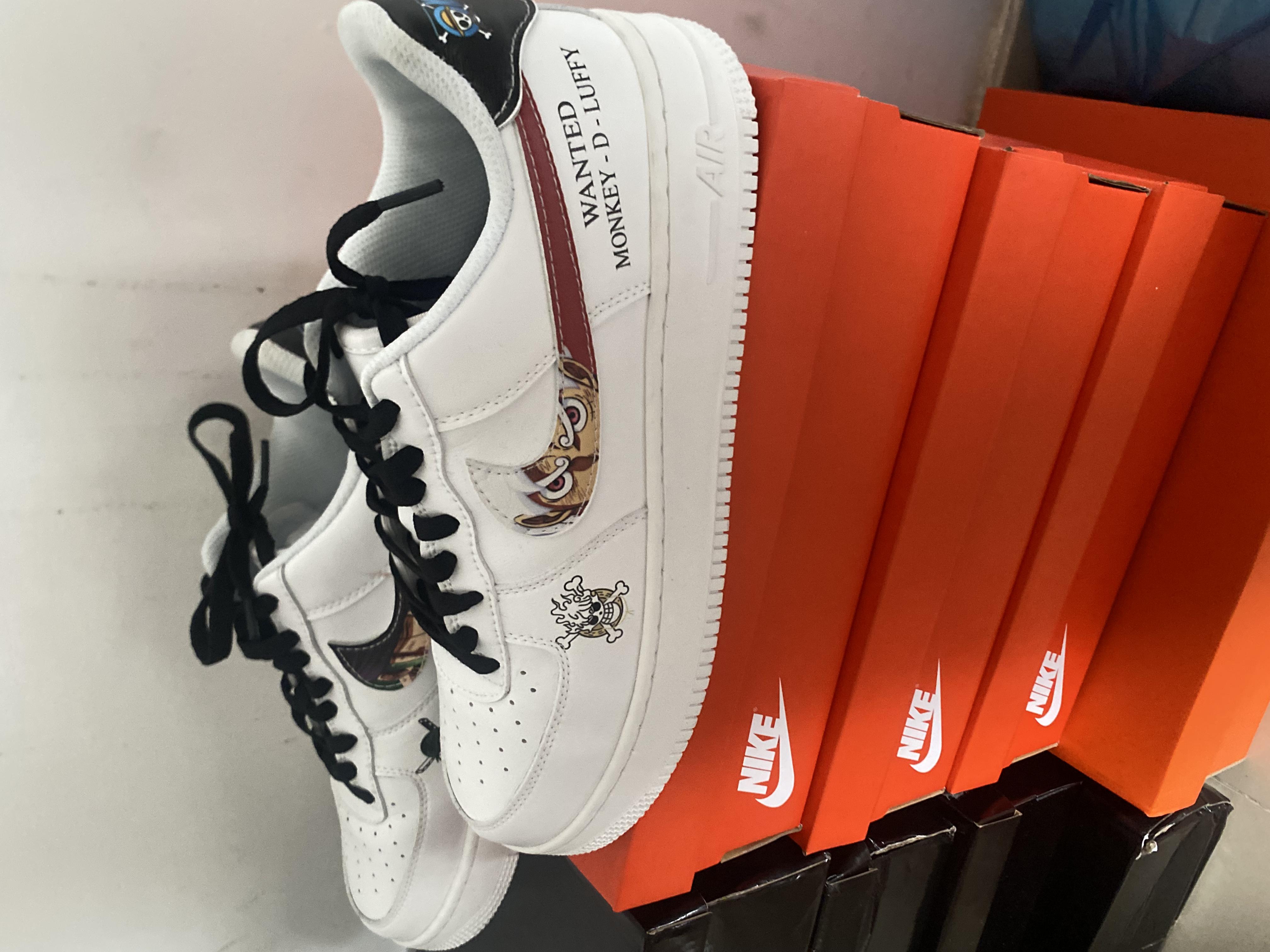 Customize Luffy & Zoro Shoes